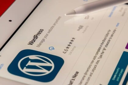 WordPress app on tablet with stylus for blogging.