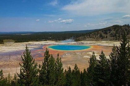 Scenic view of Grand Prismatic Spring in Yellowstone