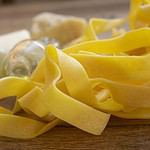 Creamy fettuccine Alfredo pasta dish close-up.
