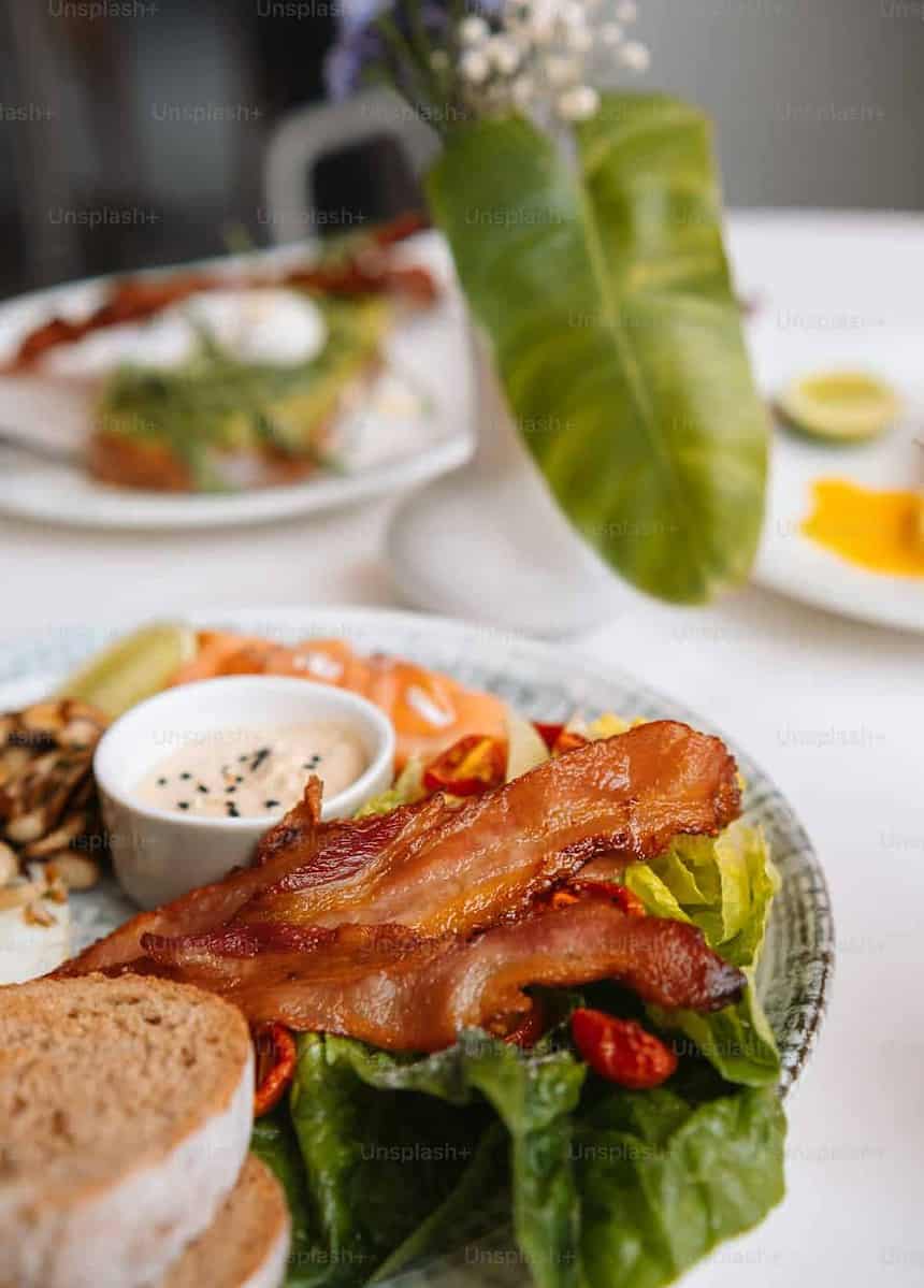 How to cook bacon on the grill